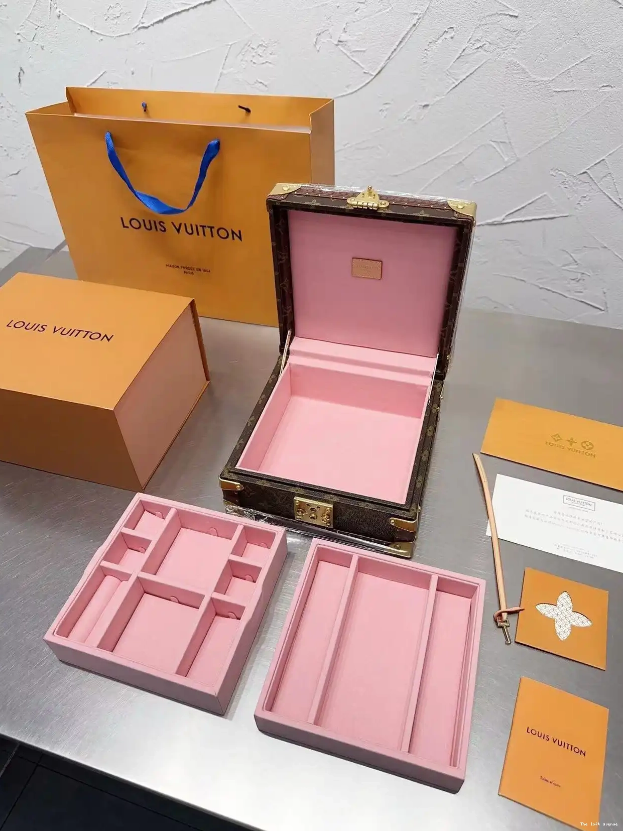 CUSTOM LV JEWELRY BOX 0627